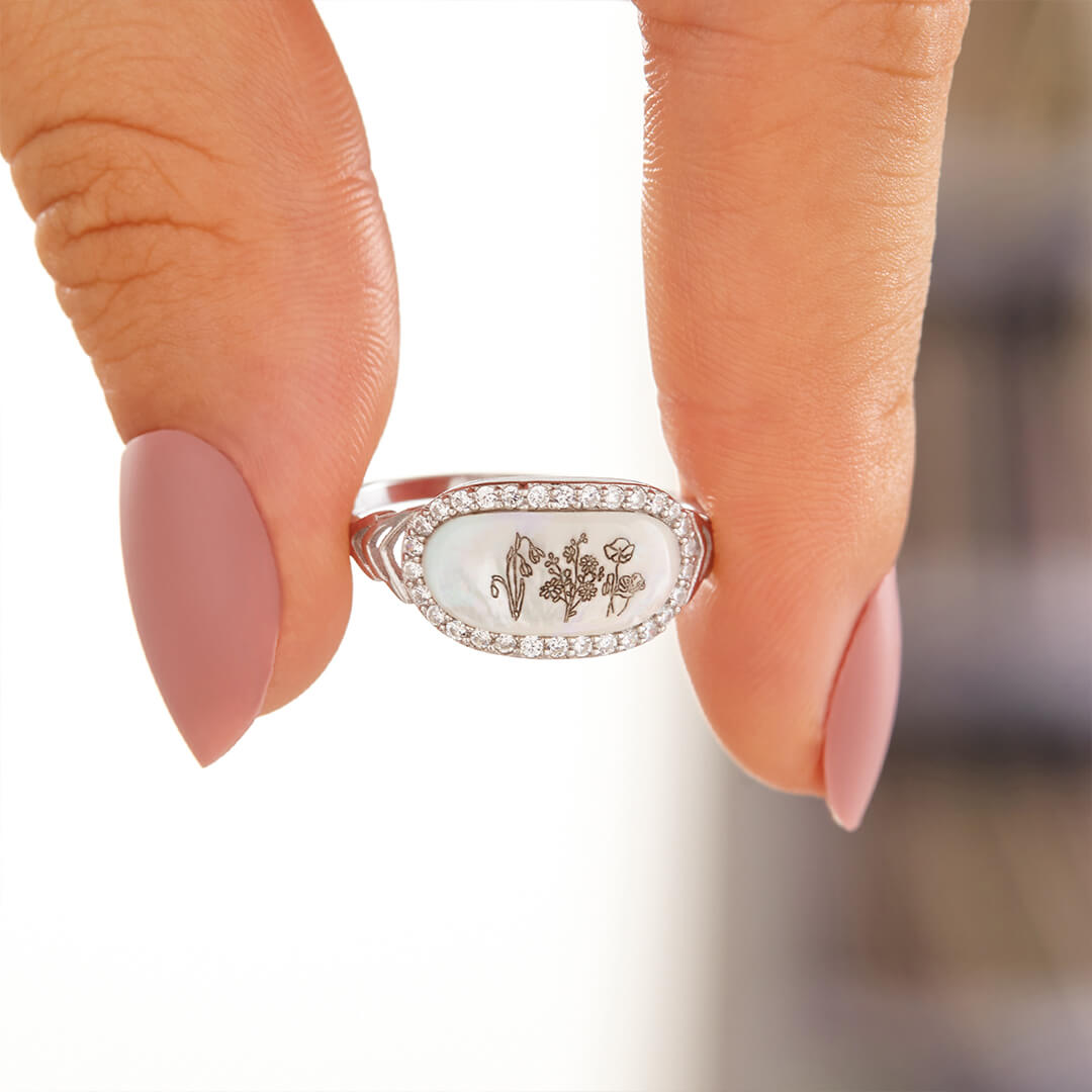 Family Wildflowers Garden Graverad Birth Flowers Shell Ring